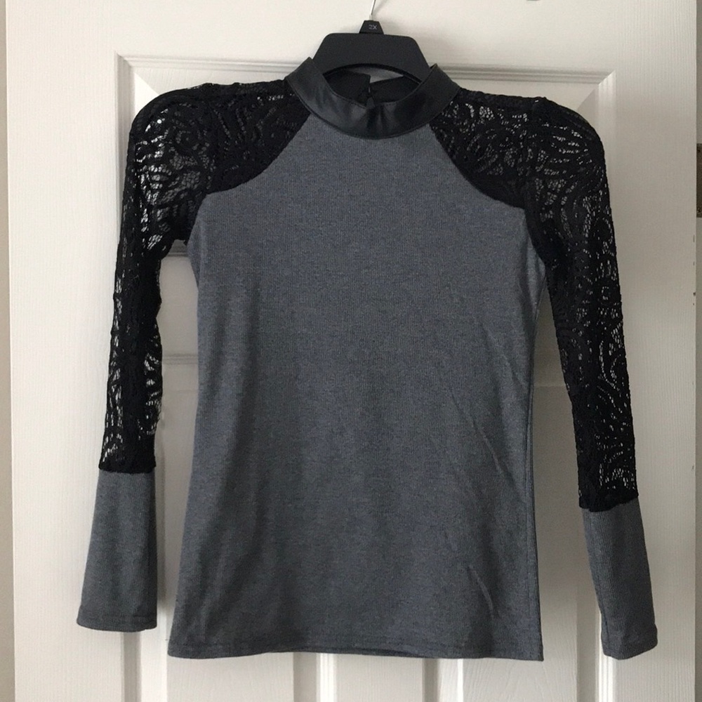 Lace Sleeve top